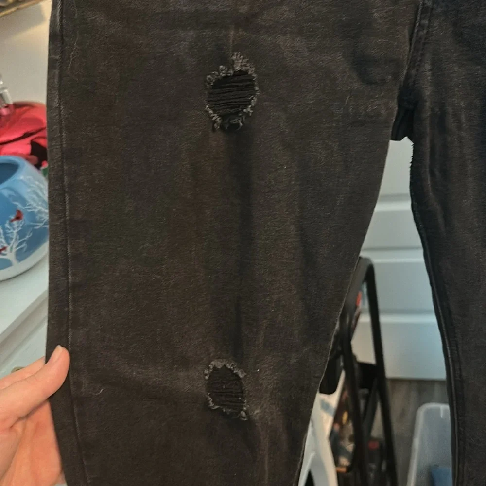 Just USA Black Distressed Skinny Jeans Womens Size 13 - Picture 5 of 6